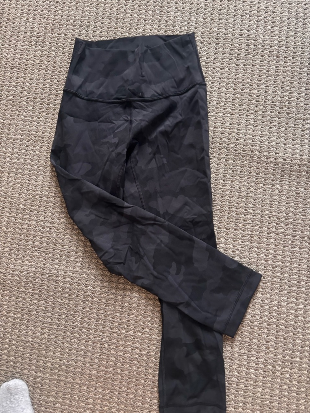 lululemon Align™ High-Rise Crop 21" - Picture 5 of 9